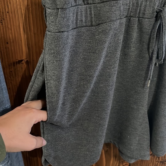 Juicy Couture Heathered gray cold shoulder romper with elastic drawstring waist - Picture 6 of 9